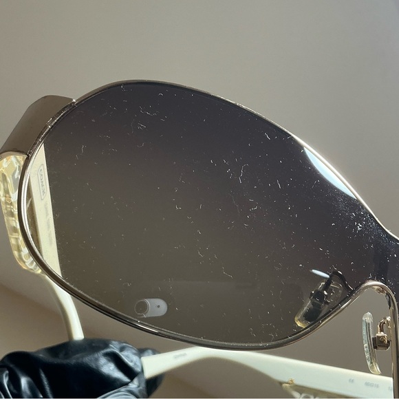 Coach Leanne Sunglasses - Picture 14 of 14